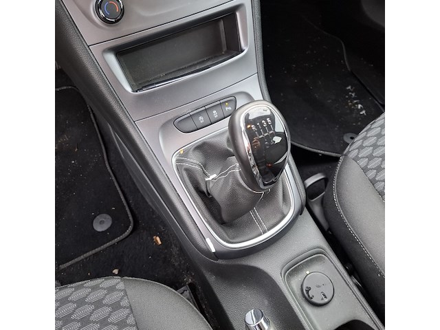 Personenauto, opel, astra, 2020 - afbeelding 24 van  42