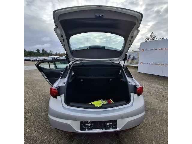 Personenauto, opel, astra, 2020 - afbeelding 28 van  42