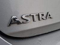 Personenauto, opel, astra, 2020 - afbeelding 36 van  42