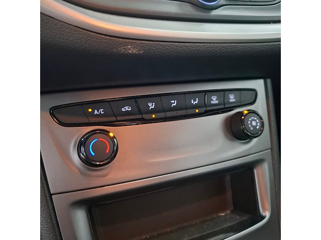 Personenauto, opel, astra, 2020 - afbeelding 10 van  35