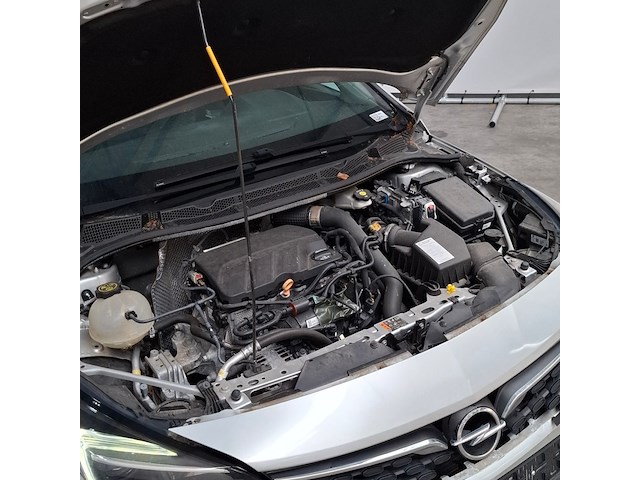 Personenauto, opel, astra, 2020 - afbeelding 21 van  35