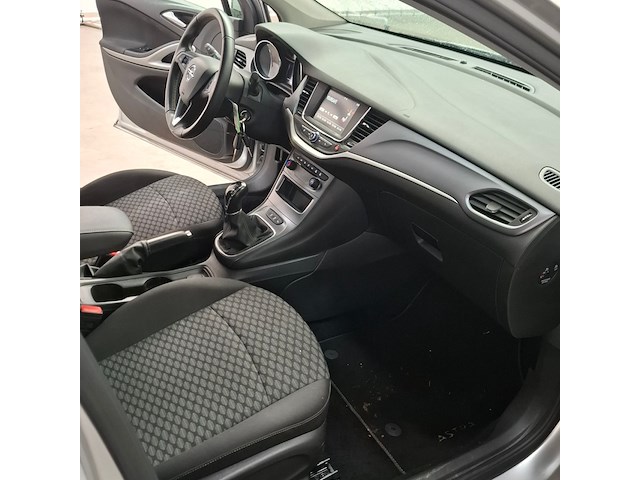 Personenauto, opel, astra, 2020 - afbeelding 11 van  22