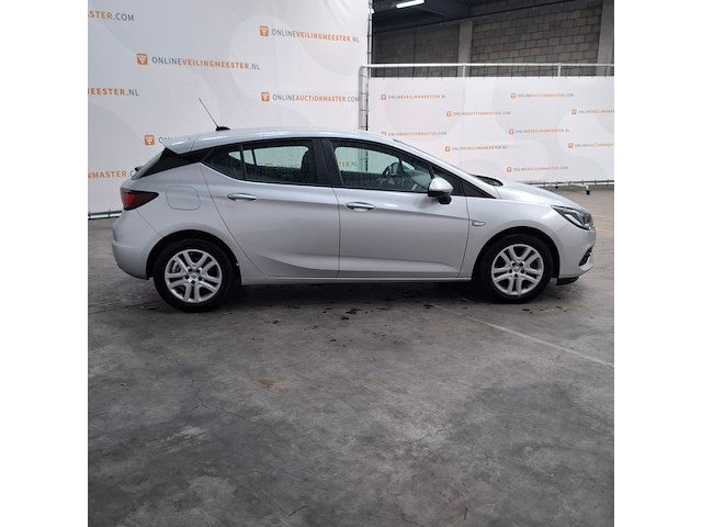 Personenauto, opel, astra, 2020 - afbeelding 16 van  22