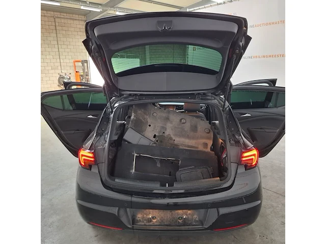 Personenauto, opel, astra, 2021 - afbeelding 44 van  73