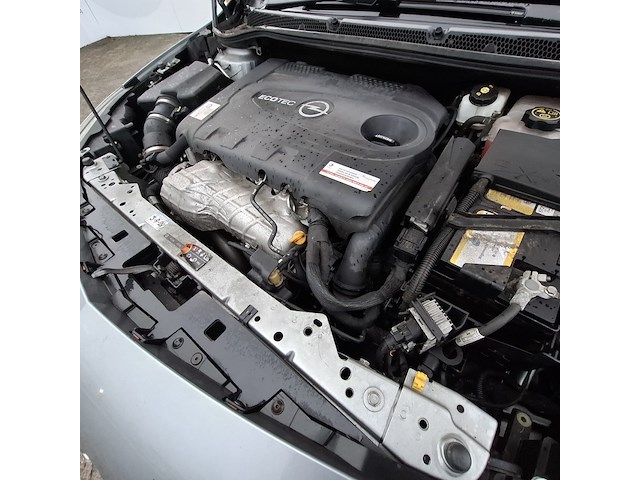 Personenauto, opel, astra cdti - afbeelding 18 van  50