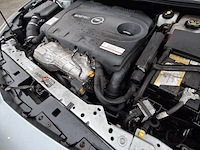 Personenauto, opel, astra cdti - afbeelding 18 van  50