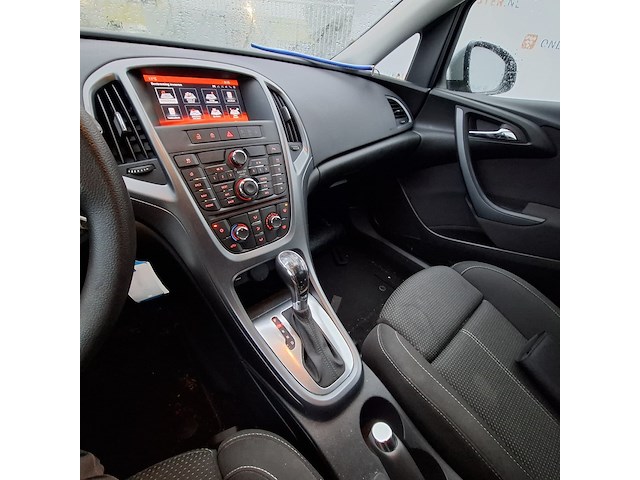 Personenauto, opel, astra cdti - afbeelding 35 van  50