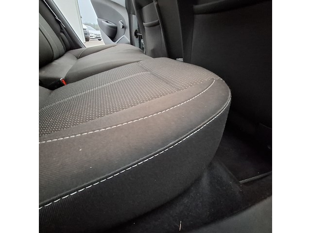 Personenauto, opel, astra cdti - afbeelding 42 van  50