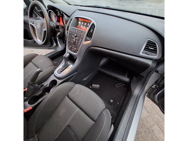 Personenauto, opel, astra cdti - afbeelding 44 van  50