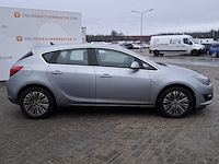 Personenauto, opel, astra cdti - afbeelding 4 van  50