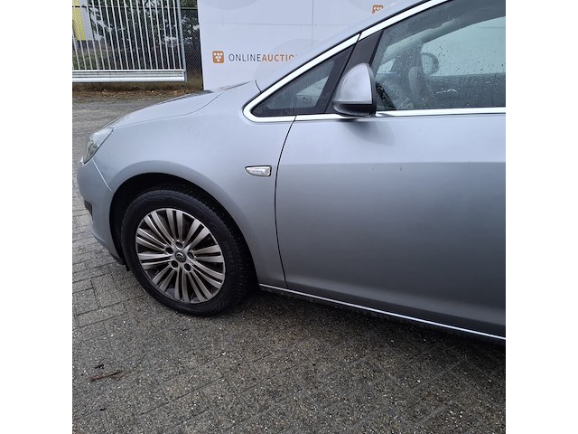 Personenauto, opel, astra cdti - afbeelding 8 van  50
