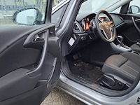 Personenauto, opel, astra cdti - afbeelding 18 van  50