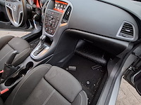 Personenauto, opel, astra cdti - afbeelding 39 van  50
