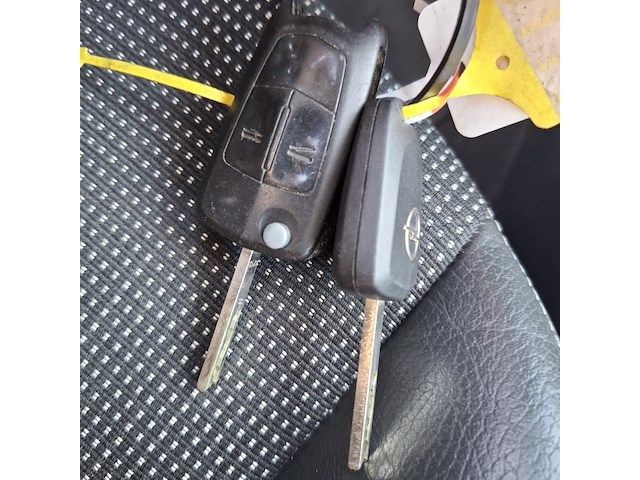 Personenauto, opel, astra gtc, 1.6 sport, 2005 - afbeelding 4 van  12