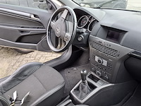 Personenauto, opel, astra gtc, 1.6 sport, 2005 - afbeelding 12 van  12