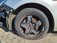 Personenauto, opel, astra, schade-auto - afbeelding 6 van  49