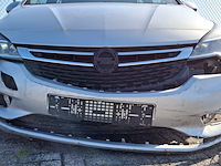 Personenauto, opel, astra, schade-auto - afbeelding 8 van  49