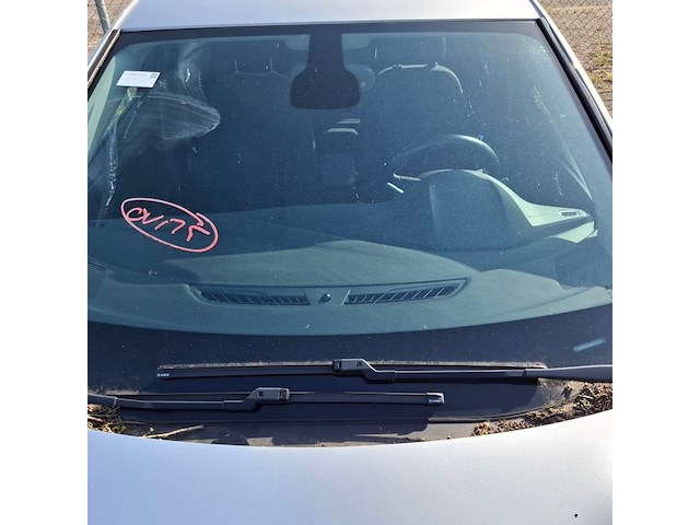 Personenauto, opel, astra, schade-auto - afbeelding 15 van  49