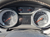 Personenauto, opel, astra, schade-auto - afbeelding 22 van  49