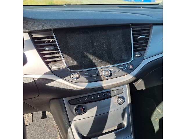 Personenauto, opel, astra, schade-auto - afbeelding 24 van  49