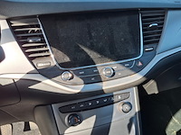 Personenauto, opel, astra, schade-auto - afbeelding 24 van  49