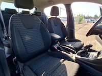 Personenauto, opel, astra, schade-auto - afbeelding 33 van  49