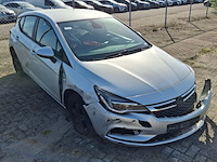 Personenauto, opel, astra, schade-auto - afbeelding 23 van  49