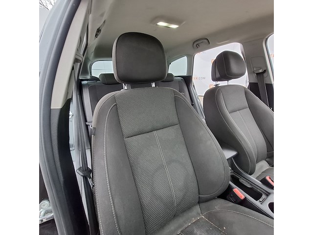 Personenauto, opel, astra sports tourer 1.4, 2015 - afbeelding 29 van  41