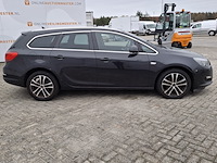 Personenauto, opel, astra sports tourer 1.4, 2015 - afbeelding 34 van  41