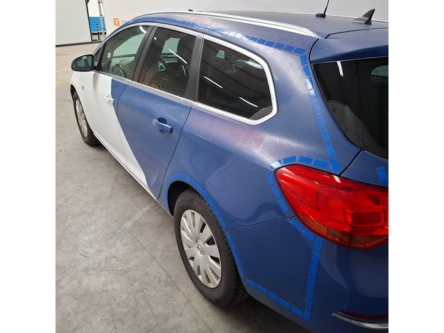 Personenauto, opel, astra sports tourer 2.0 cdti edition , 2014 - afbeelding 2 van  61