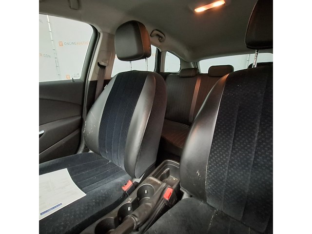 Personenauto, opel, astra sports tourer 2.0 cdti edition , 2014 - afbeelding 32 van  61