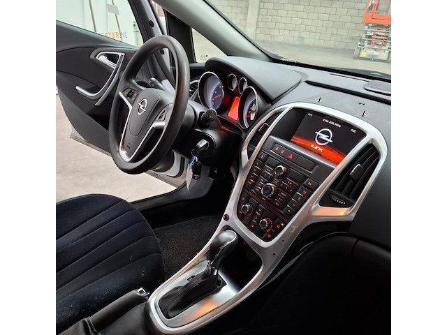 Personenauto, opel, astra sports tourer 2.0 cdti edition , 2014 - afbeelding 40 van  61