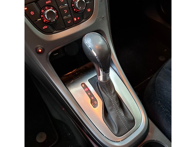 Personenauto, opel, astra sports tourer, 2015 - afbeelding 26 van  58