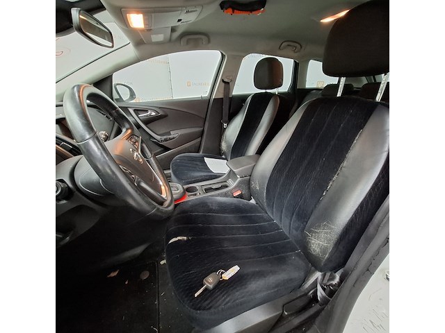 Personenauto, opel, astra sports tourer - afbeelding 24 van  61