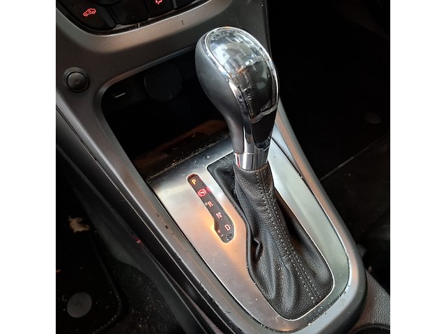 Personenauto, opel, astra sports tourer - afbeelding 30 van  61