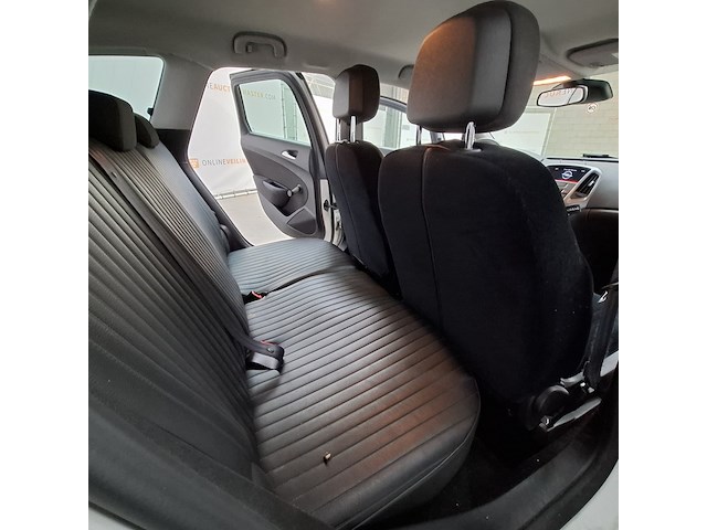 Personenauto, opel, astra sports tourer - afbeelding 37 van  61