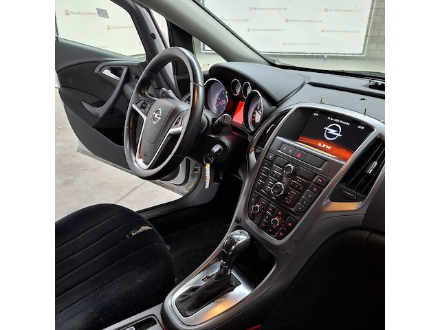 Personenauto, opel, astra sports tourer - afbeelding 39 van  61
