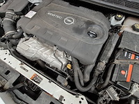 Personenauto, opel, astra sports tourer - afbeelding 47 van  61