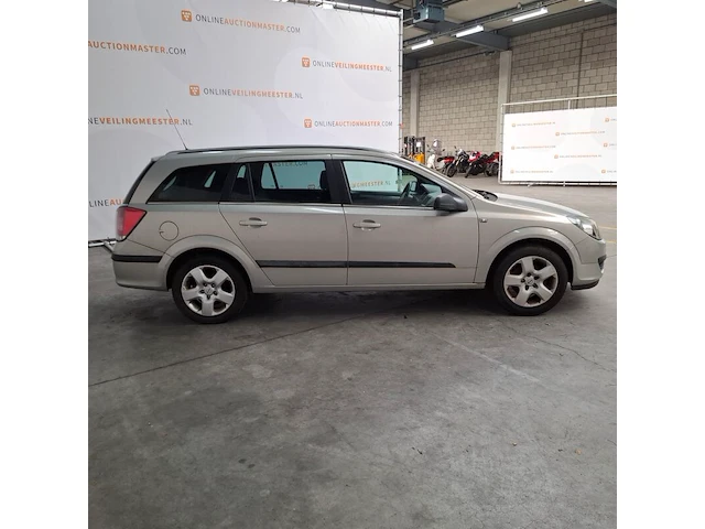 Personenauto, opel, astra wagon, 1.6 executive, 2005 - afbeelding 34 van  79