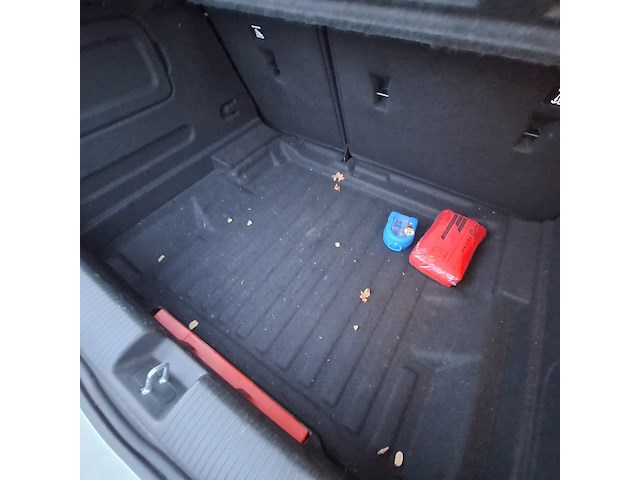 Personenauto, opel, astra - afbeelding 31 van  45