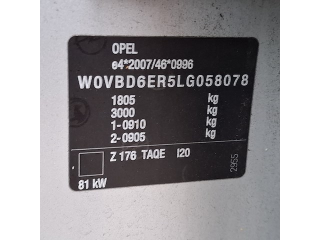 Personenauto, opel, astra - afbeelding 39 van  45