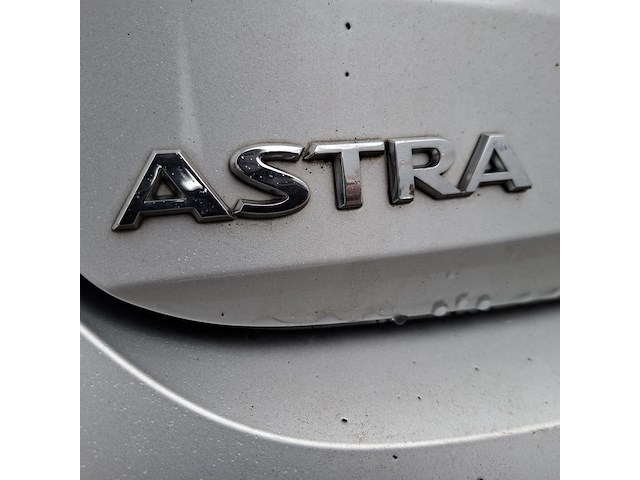 Personenauto opel, astra - afbeelding 16 van  45