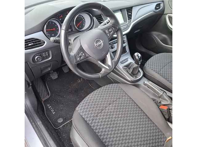 Personenauto opel, astra - afbeelding 18 van  45