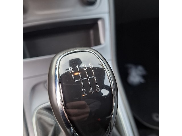 Personenauto opel, astra - afbeelding 32 van  45