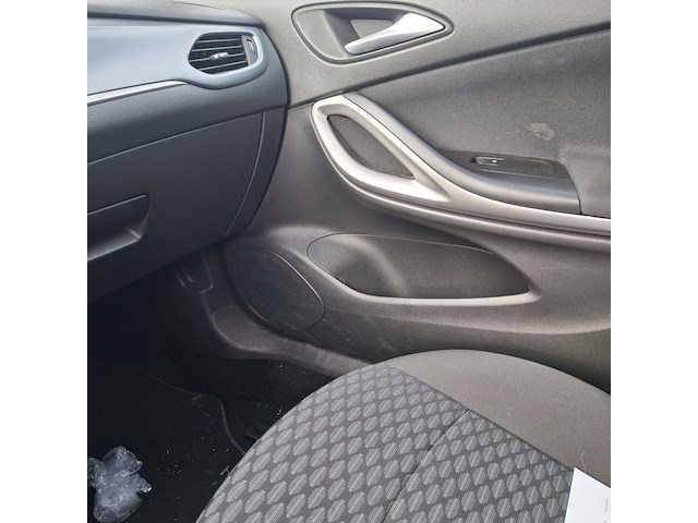 Personenauto opel, astra - afbeelding 33 van  45