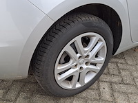 Personenauto, opel, astra - afbeelding 4 van  46