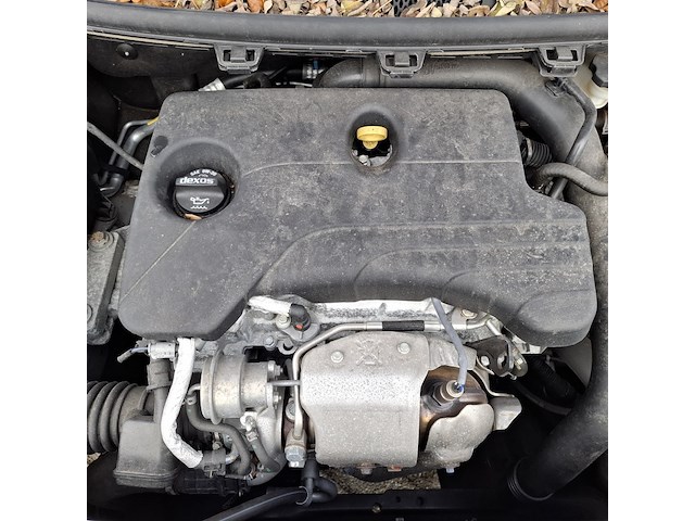 Personenauto, opel, astra - afbeelding 13 van  46