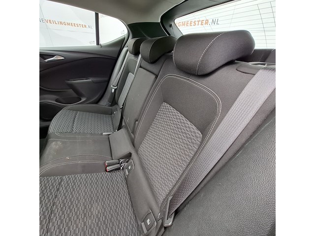 Personenauto, opel, astra - afbeelding 27 van  46