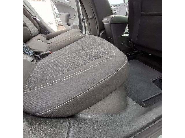 Personenauto, opel, astra - afbeelding 31 van  46