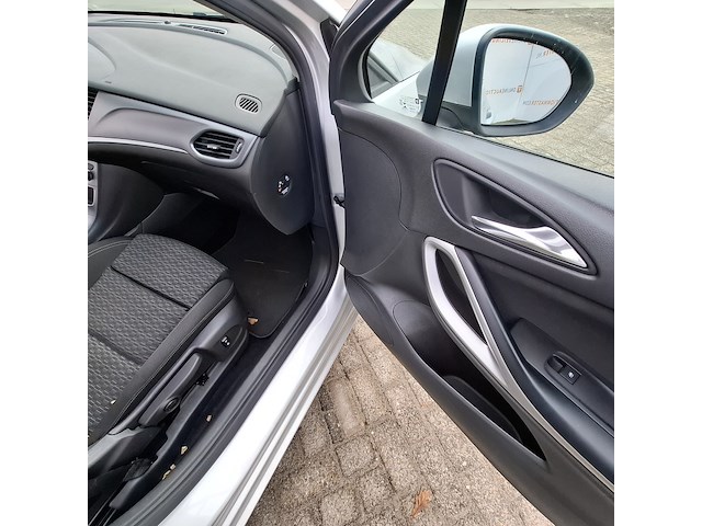 Personenauto, opel, astra - afbeelding 32 van  46